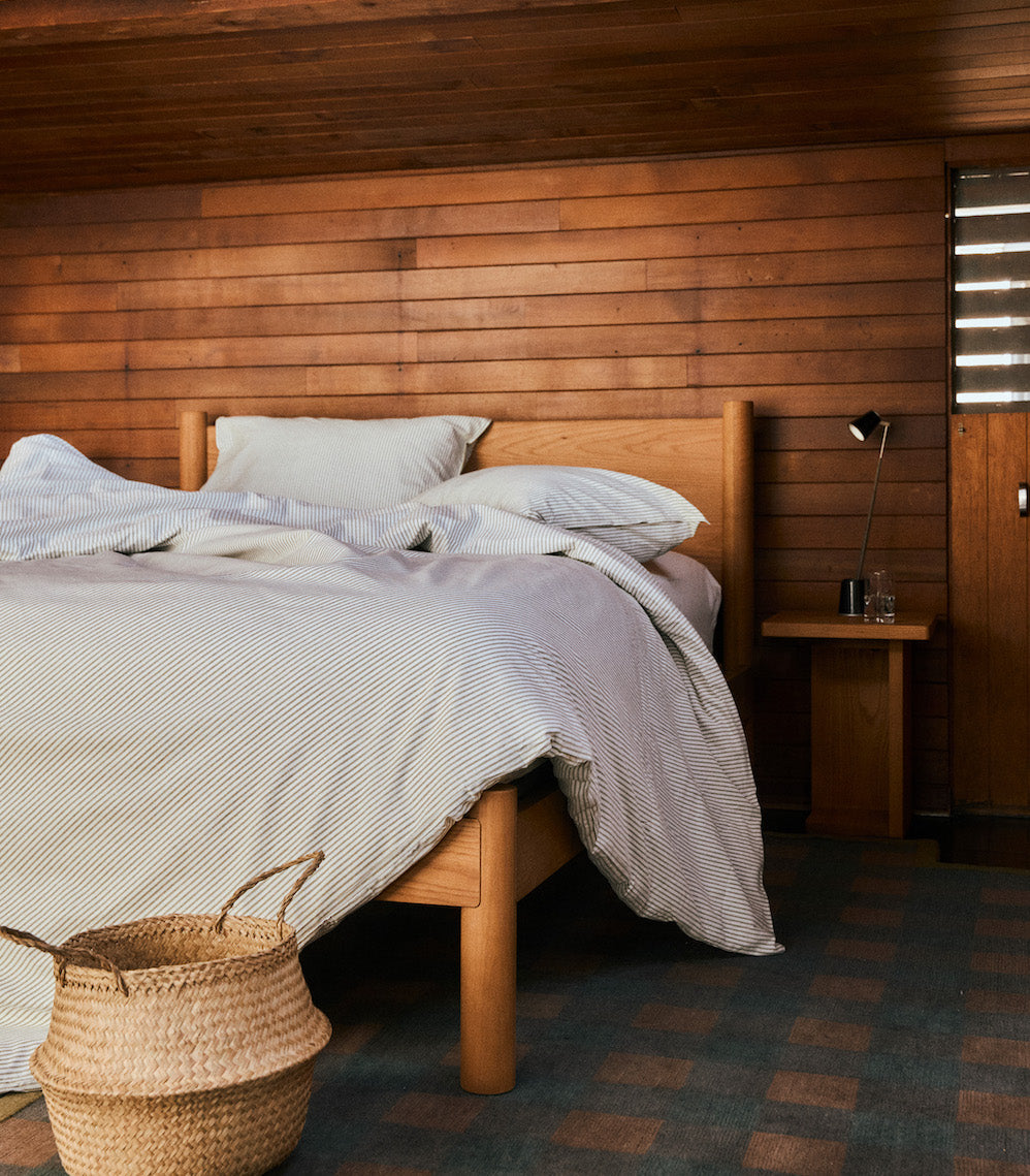 Keeps Featured in Dwell: Inside a Mid-Century Seattle Houseboat