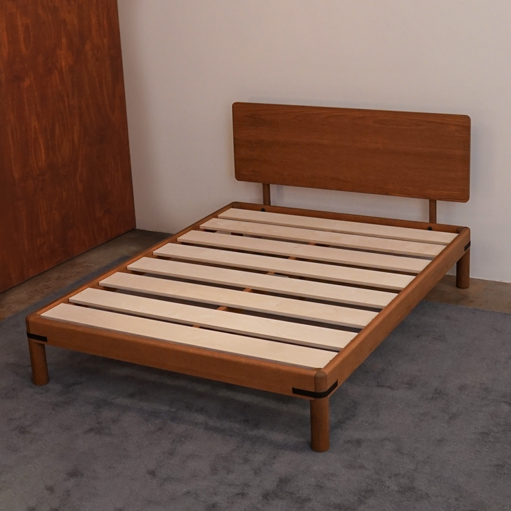 Keeps designer solid oak queen bed frame and headboard with tool free strap joinery in acorn brown finish with premium slats